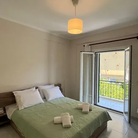 Makis Appartement Tsoukaládhes